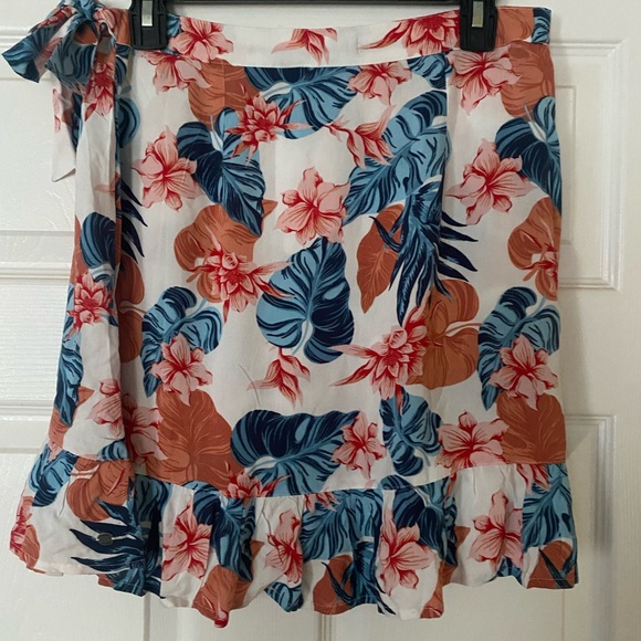 Roxy skirt - Picture 3 of 3